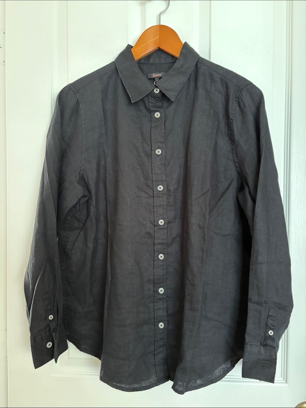 Quinn Black 100% Linen Button-Up Long Sleeve Shirt